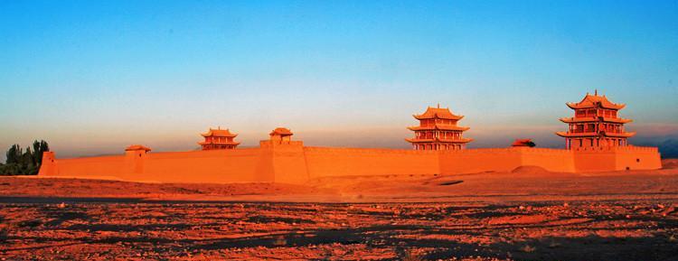 清风徐来，万里长城（嘉峪关的唯美景致）